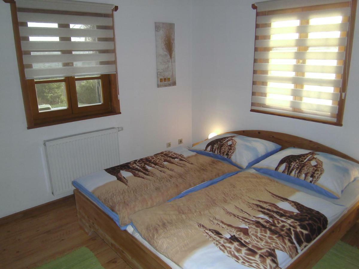 Apartamento Blockhaus Familie Raidl Riegersburg Exterior foto